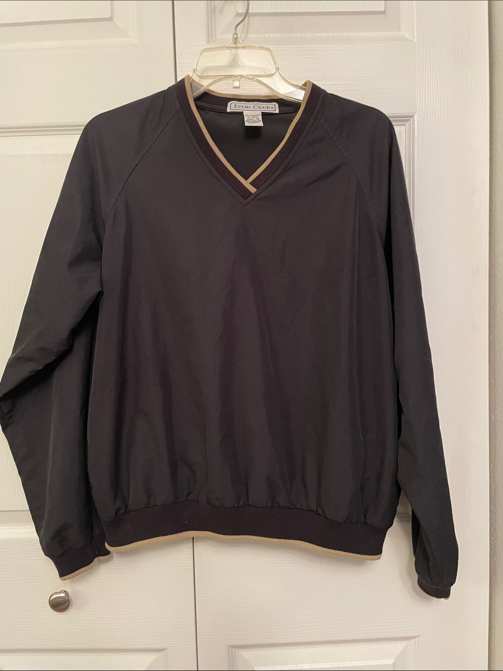IZOD Ladies Pullover Windbreaker V Neckline Black with Tan Trim Zip Pockets